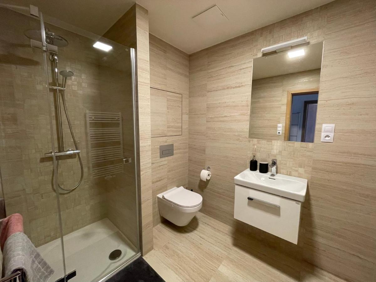 Apartman Hm ฮอร์นิมาร์ชอฟ ภายนอก รูปภาพ
